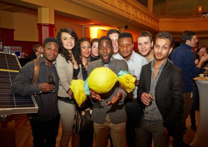 Taka Bolalima, Darius & das Bernwood-Team